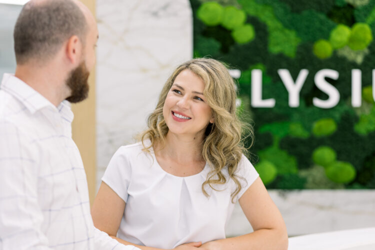 Dr Lavinia in lobby